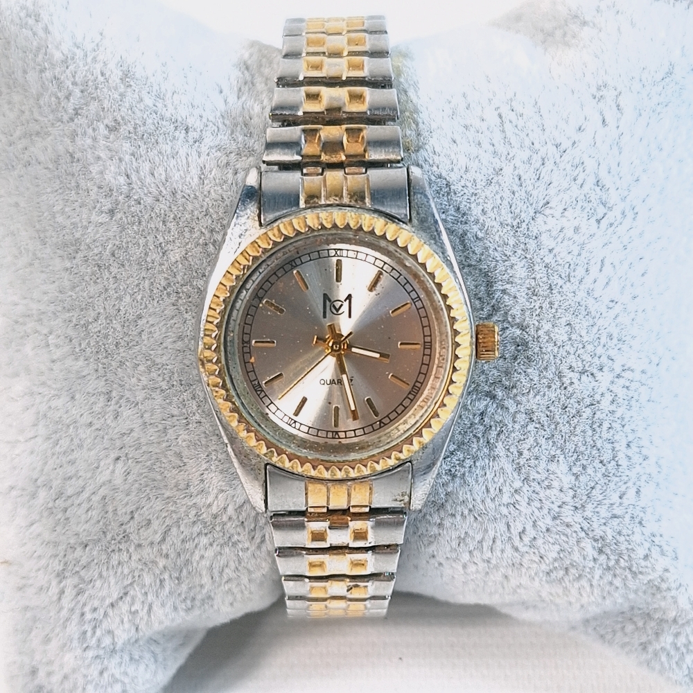 MC Gold Silver Band Stretch Metal Band Ladies Quartz Watch, New Battery